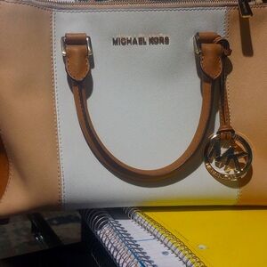 like new Michael Kors bag